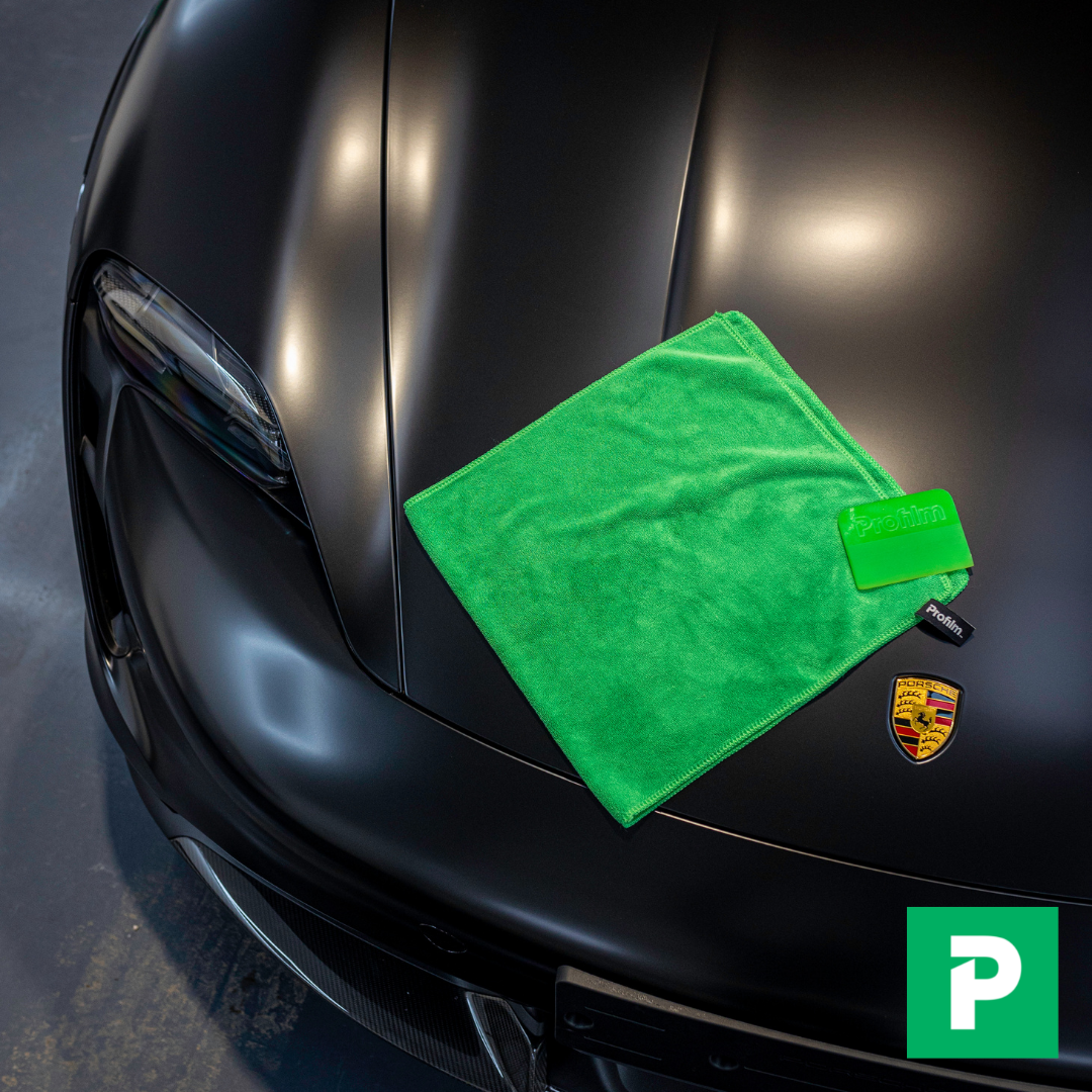 Protection for matte paints or makes gloss to matte -1.52 / 1 m