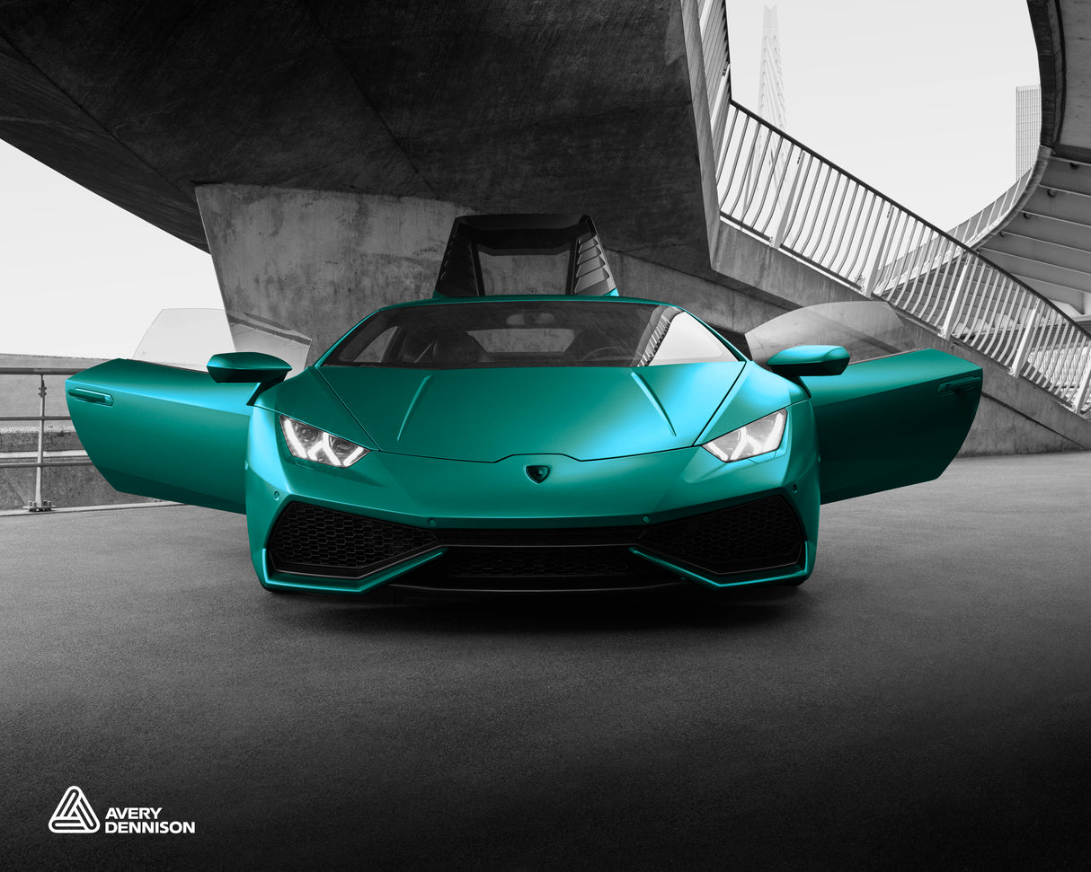 Avery Dennison® Supreme Wrapping™ Film | Satin Metallic Cool Teal