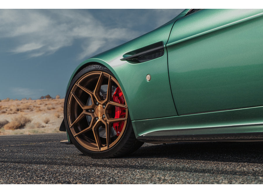 Inozetek Super Gloss Metallic Racing Green