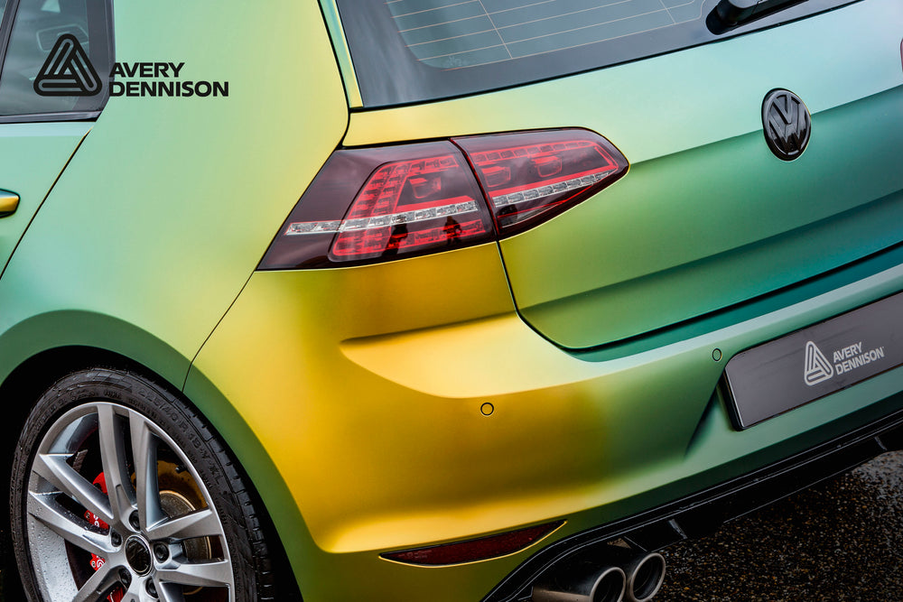 Avery Dennison® Supreme Wrapping™ Film ColorFlow™ | Satin Fresh Spring I BG7460001